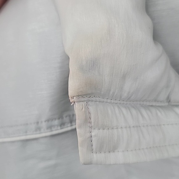 The North Face Women's Medium Goose Down Coat - Picture 6 of 6